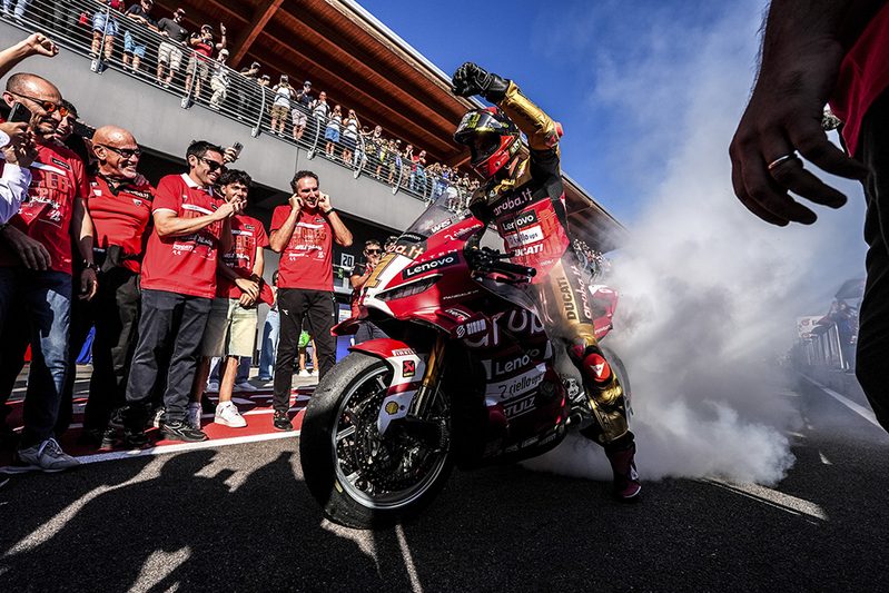 SBK Cremona, quando la Superbike incontra la città
