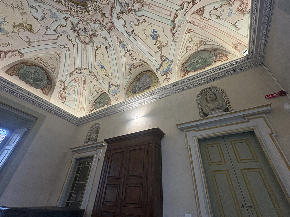 Palazzo Arese Borromeo